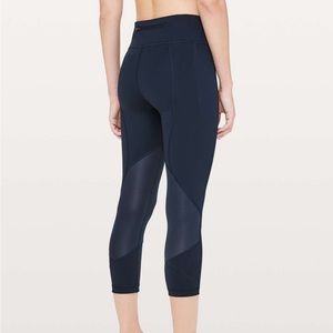 Lululemon Pace Rival Crop Full-On Luxtreme 22" True Navy Size 12